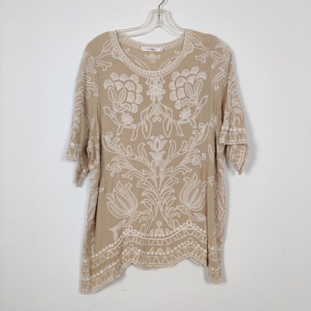 Solitaire Women's Embroidered Blouse in Tan Size 3X Floral Bohemian Boho Chic